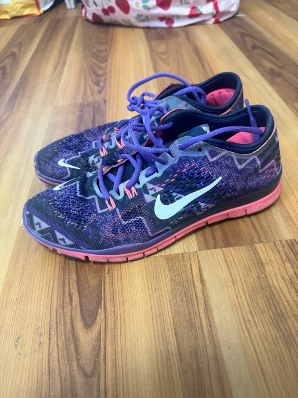 Nike Women’s Purple and Pink Running Sneakers with White Swoosh